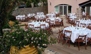 Hotel Annema And Restaurant Monemvasía